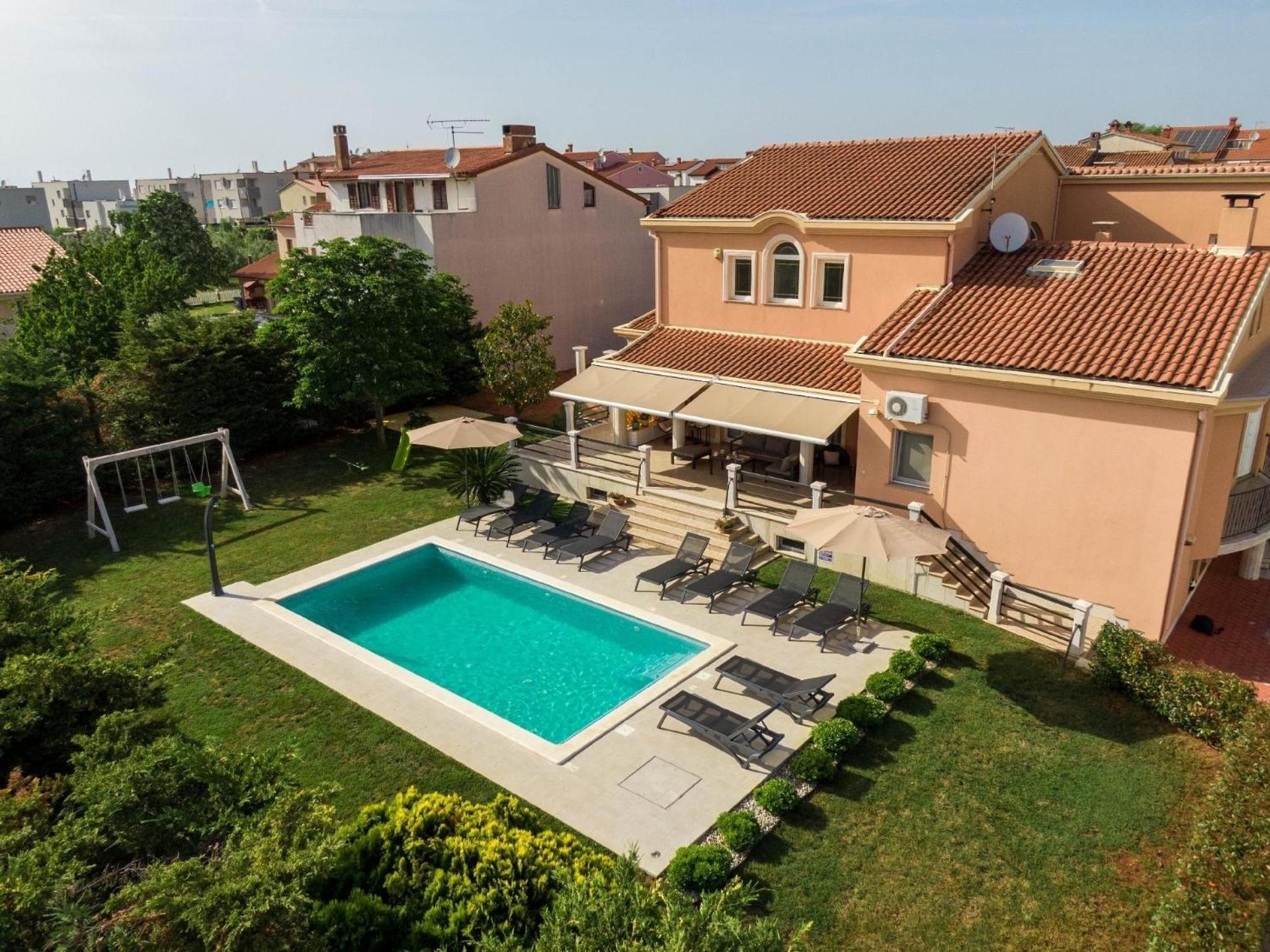 Mit Privatpool Fuer 14 Personen Ca 480 Qm In Pula-fondole, Istrien Istrische Riviera Vikendica *